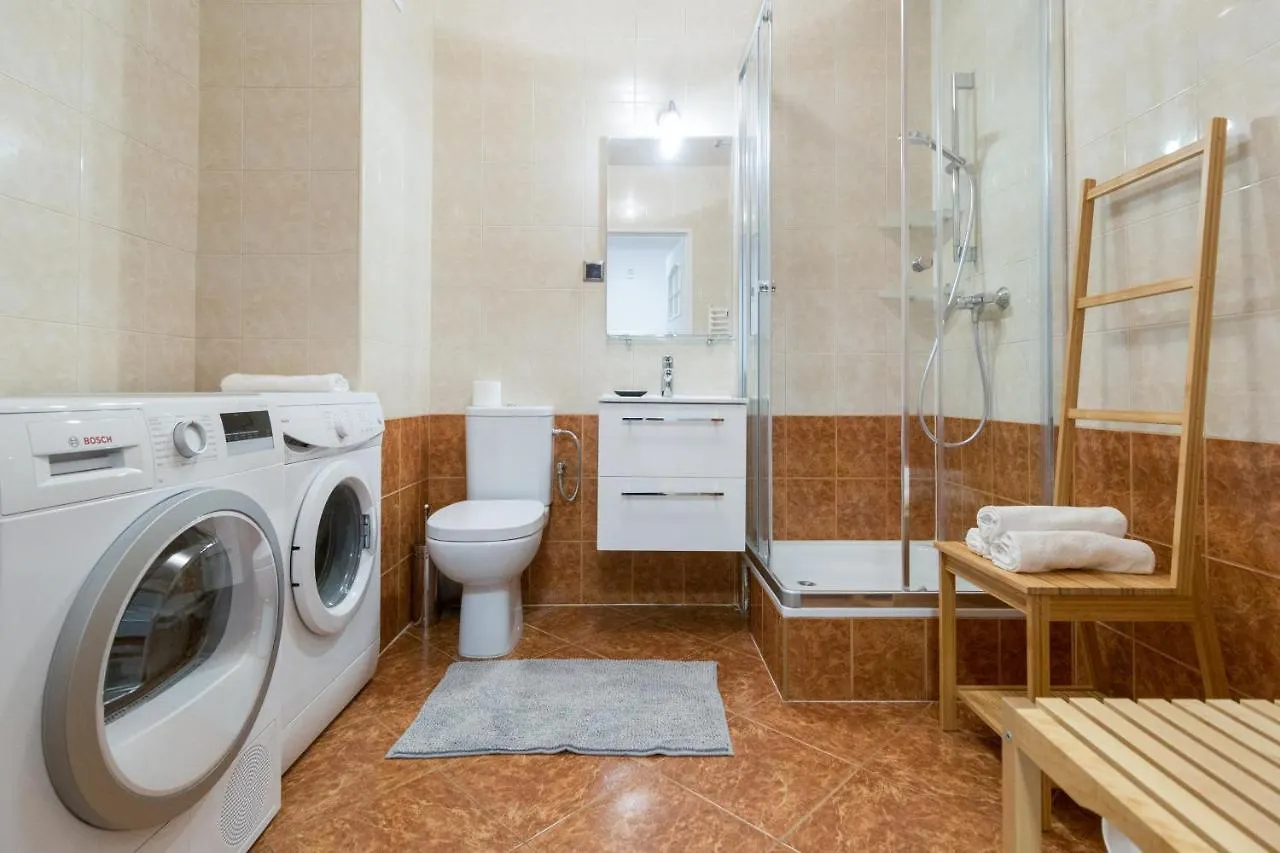 Wodna Street Big Family Apartment 克拉科夫 波兰