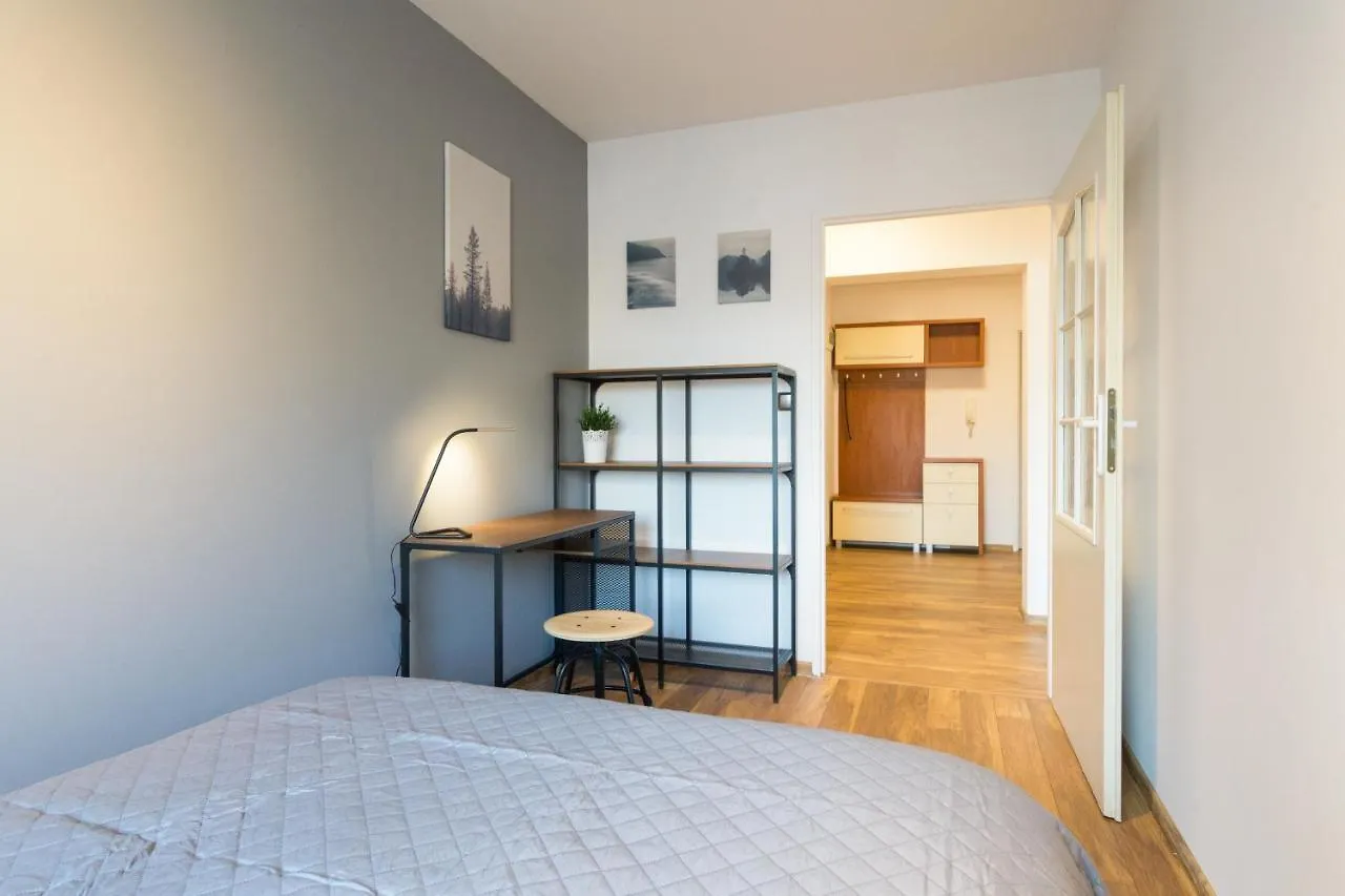 Wodna Street Big Family Apartment 克拉科夫 波兰